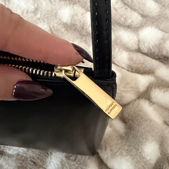 Mansur Gavriel Sleek Black Shoulder Bag - Picture 5 of 6